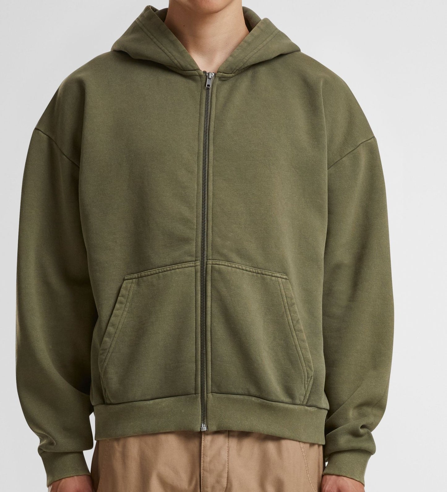 Sweat capuche zippé lourd délavé 360 g/m² — coloris Warm Khaki #Couleur_Warm-Khaki