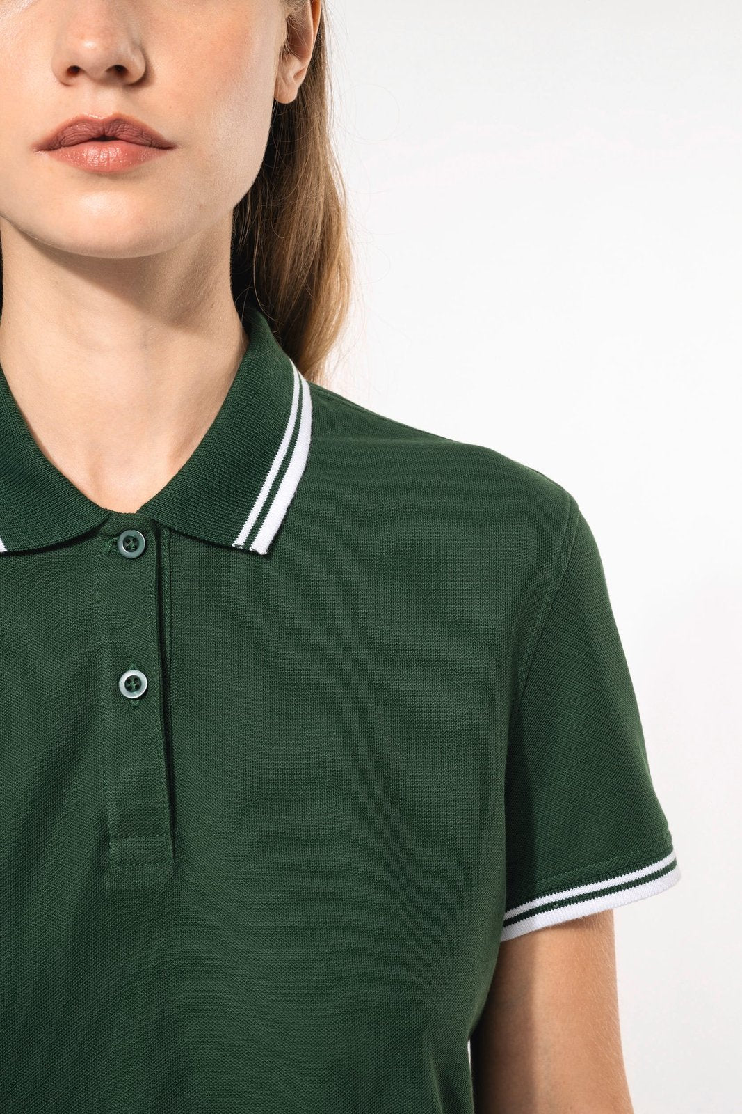Polo femme manches courtes à liserés contrastés