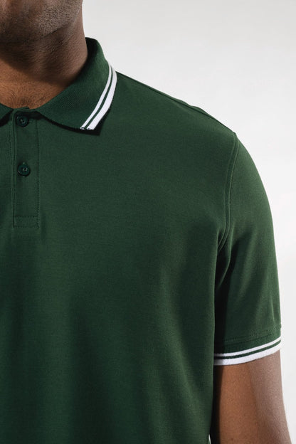 Polo homme manches courtes à liserés contrastés
