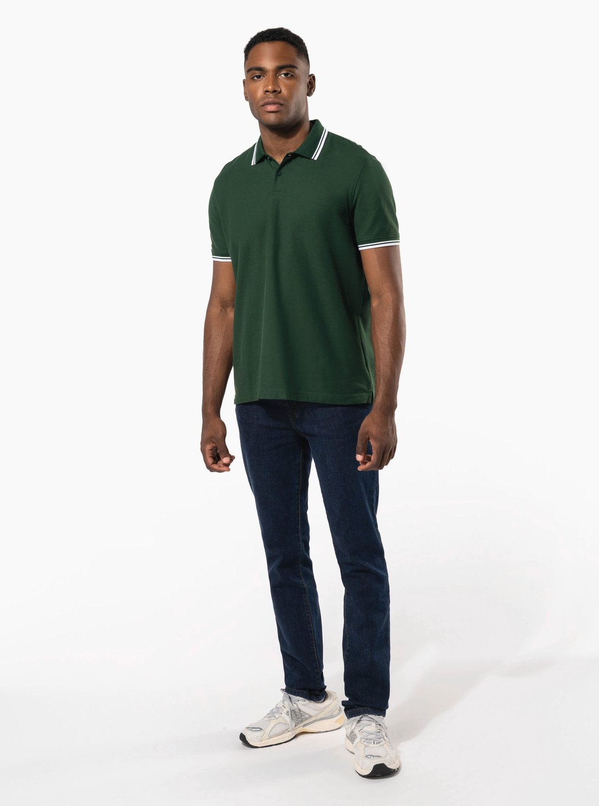 Polo homme manches courtes à liserés contrastés