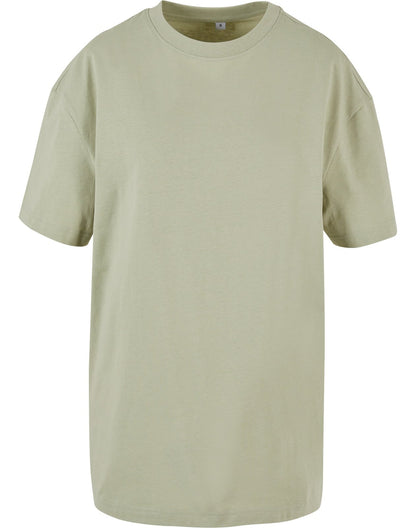 Tee-shirt oversize femme 220 g/m² — BUILD YOUR BRAND LADIES OVERSIZED BOYFRIEND TEE — coloris Soft Salvia #Couleur_Soft-Salvia